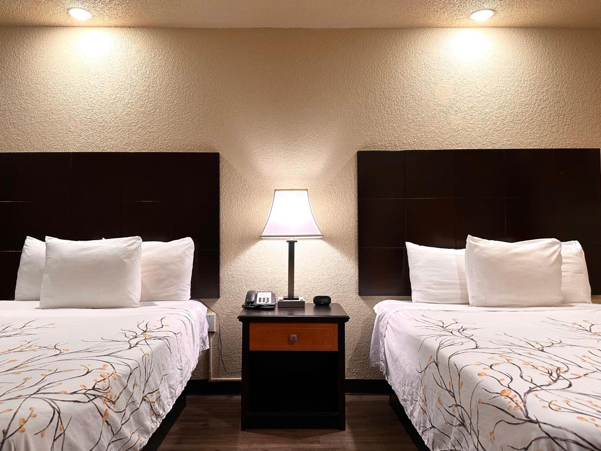 Motel Travelers Elizabeth 3*