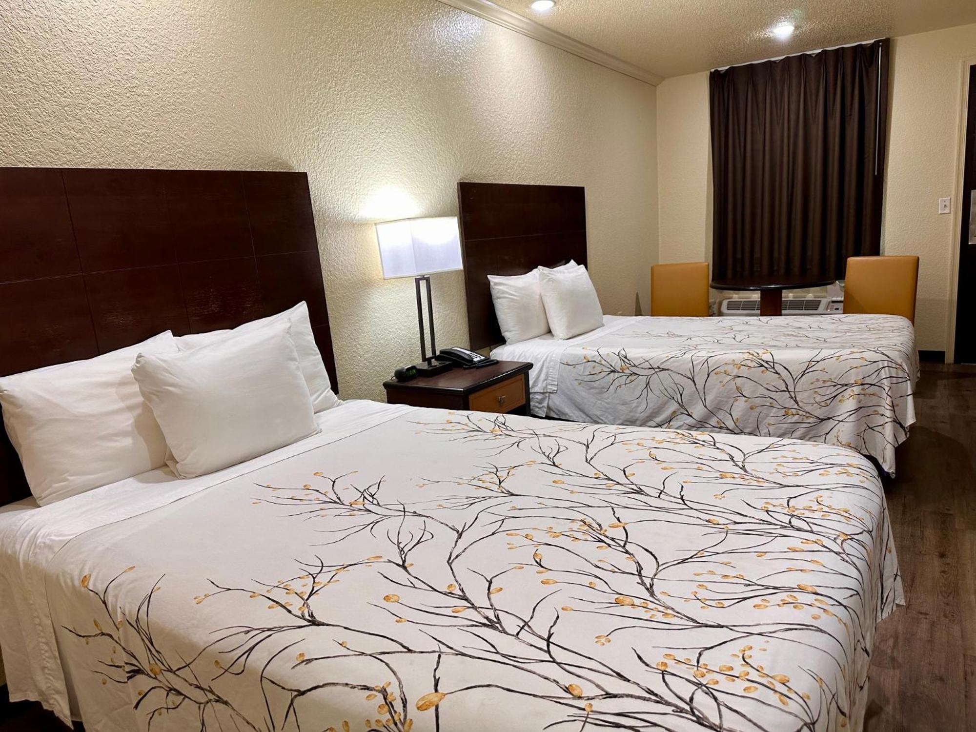 Travelers Elizabeth 3* Elizabeth City